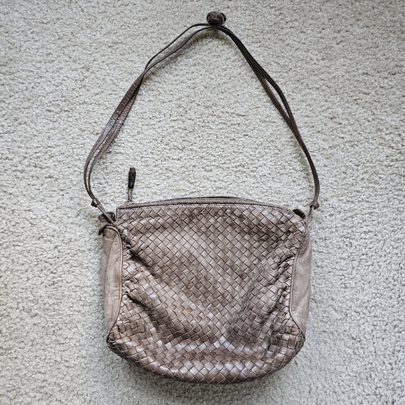 Bottega Veneta Handbags - Bottega Veneta Intrecciato genuine leather suede woven slouch hobo handbag brown